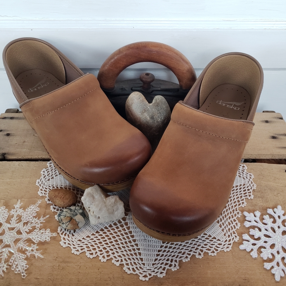 🌿FLASH🌟SALE🌿Butterscotch Dansko Pro Honey Clog Burnished Nubuck Boho Scandi ♡